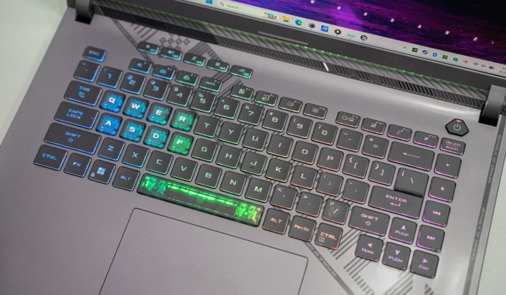 Asus Rog Strix g16 Keyboard and Touchpad